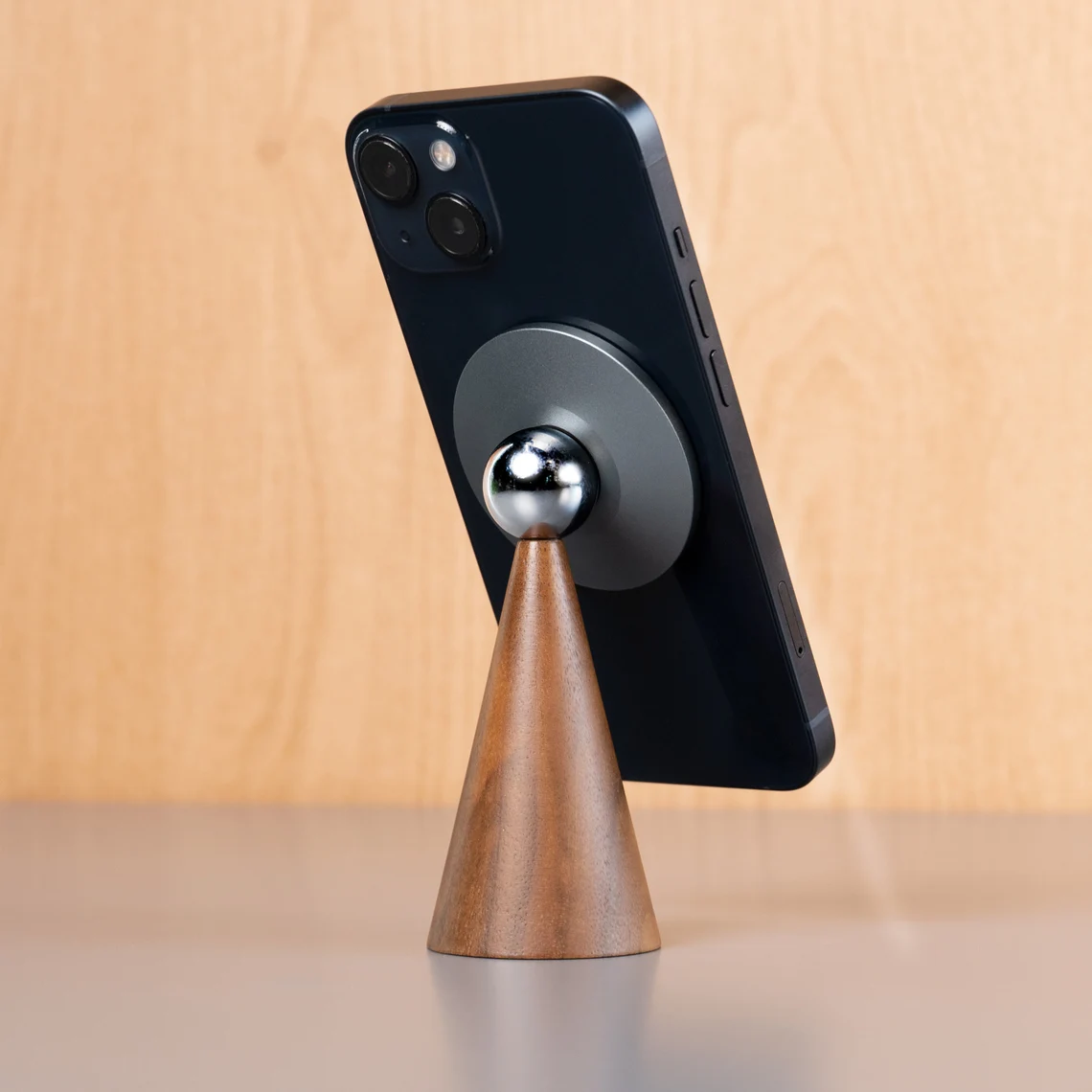 360 Degree Rotating Wooden Magnetic Phone Stand
