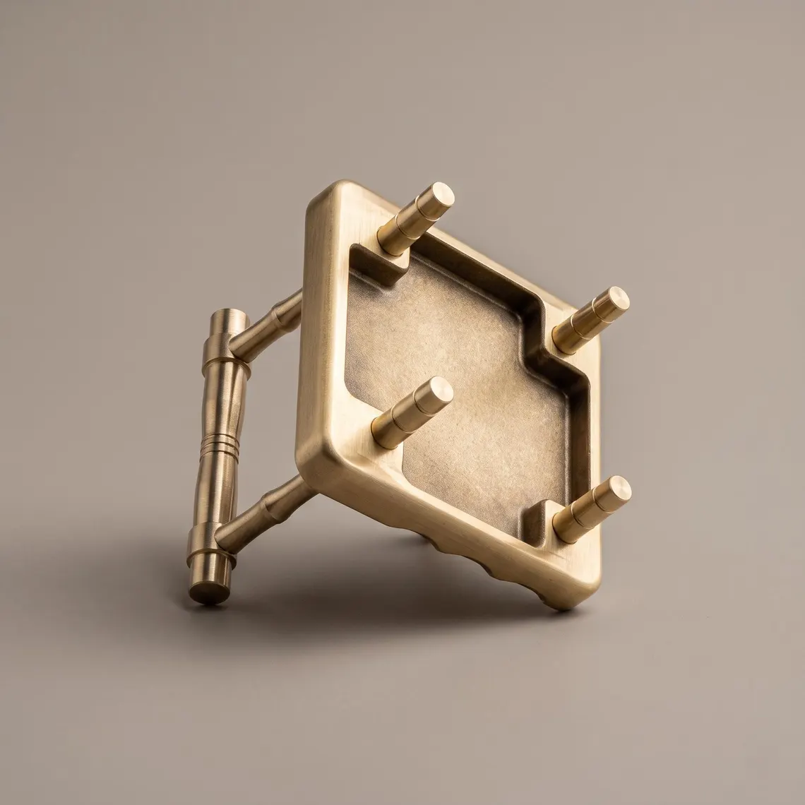 Mini Chair Shaped Metal Desktop Phone Holder